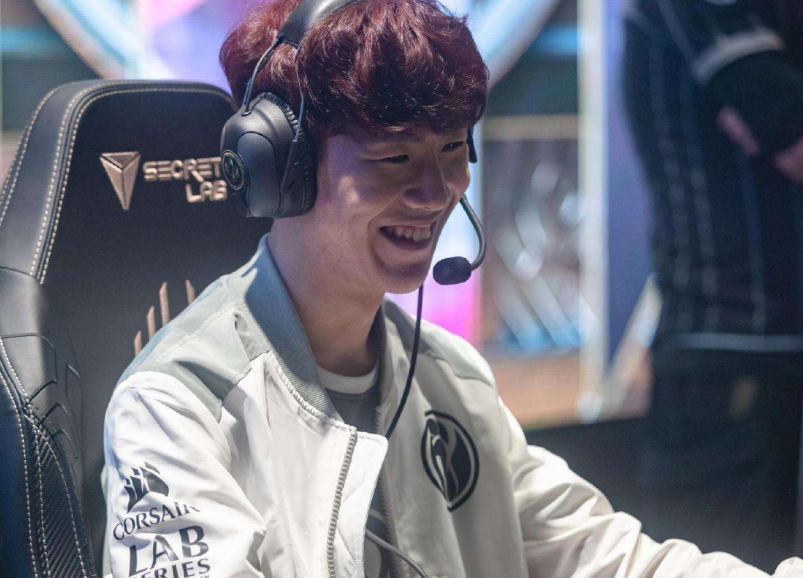 Woro2k 加入 Passion UA