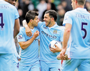 树木遮盖着 树木遮盖着